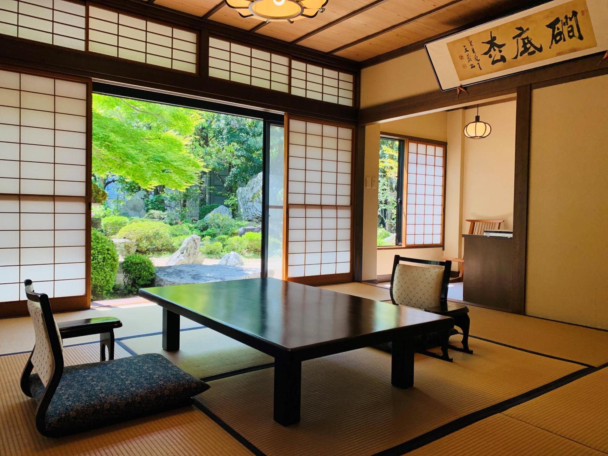Отель Hagi No Yado Tomoe Экстерьер фото
